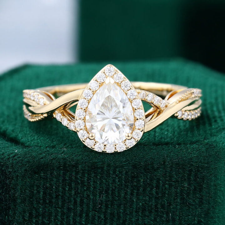 Halo Engagement Rings