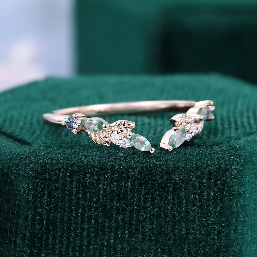 Leaf Design Moss Agate Open Curved Wedding Band