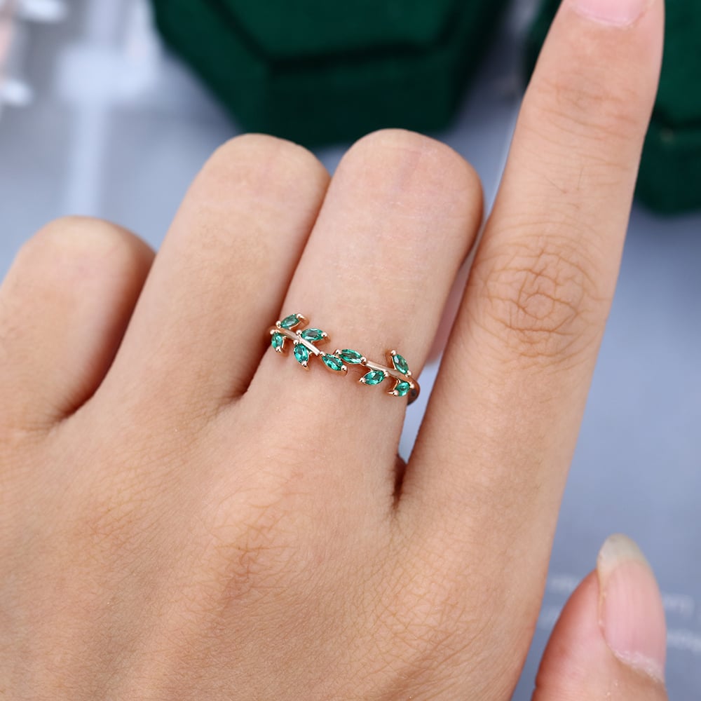 Marquise Cut Emerald Leaf Ring Curved Wedding Band