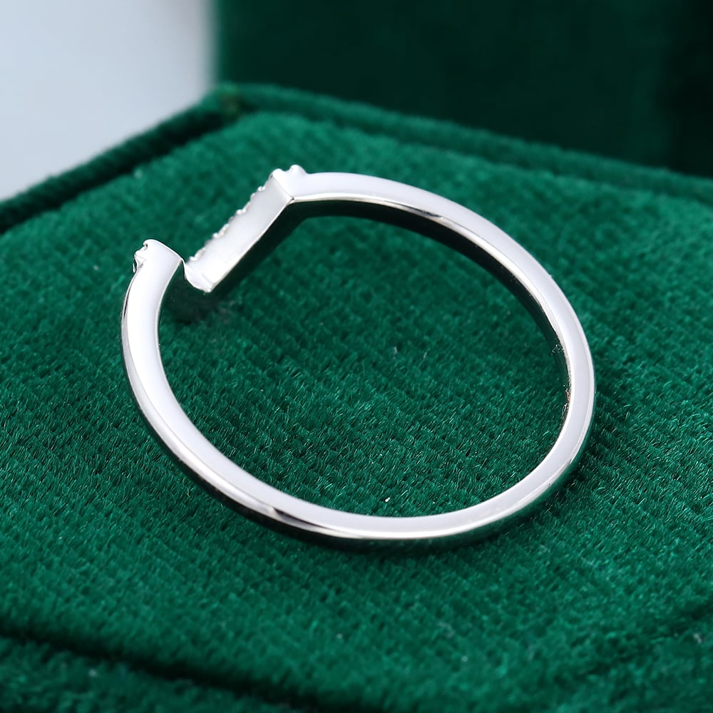 Vintage Moissanite V-Shaped Wedding Band