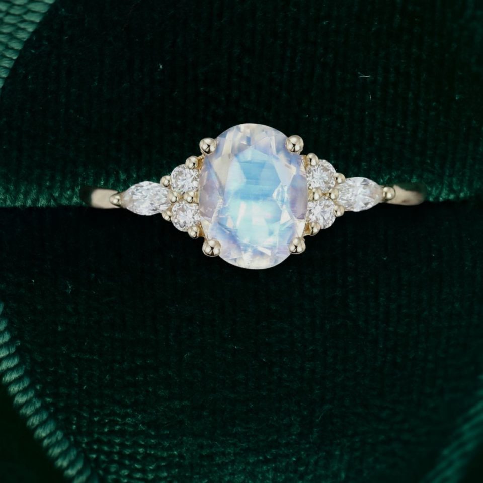 Dreamy Oval Moonstone Engagement Ring in Yellow Gold (4)