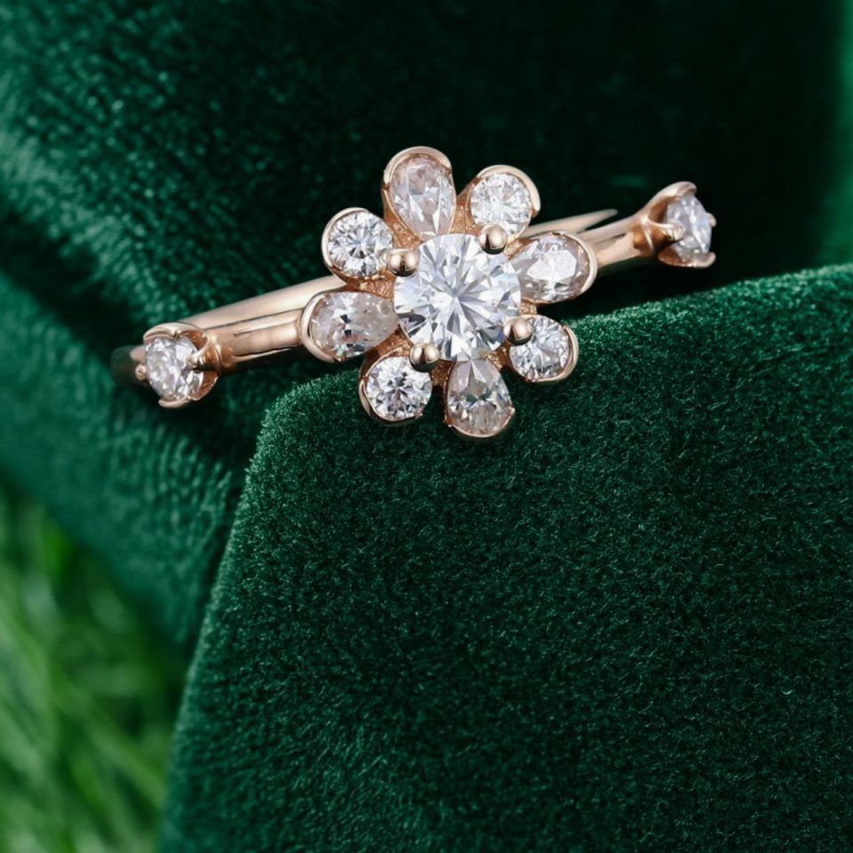 Elegant Floral Moissanite Promise Ring – A Unique Symbol of Love (4)