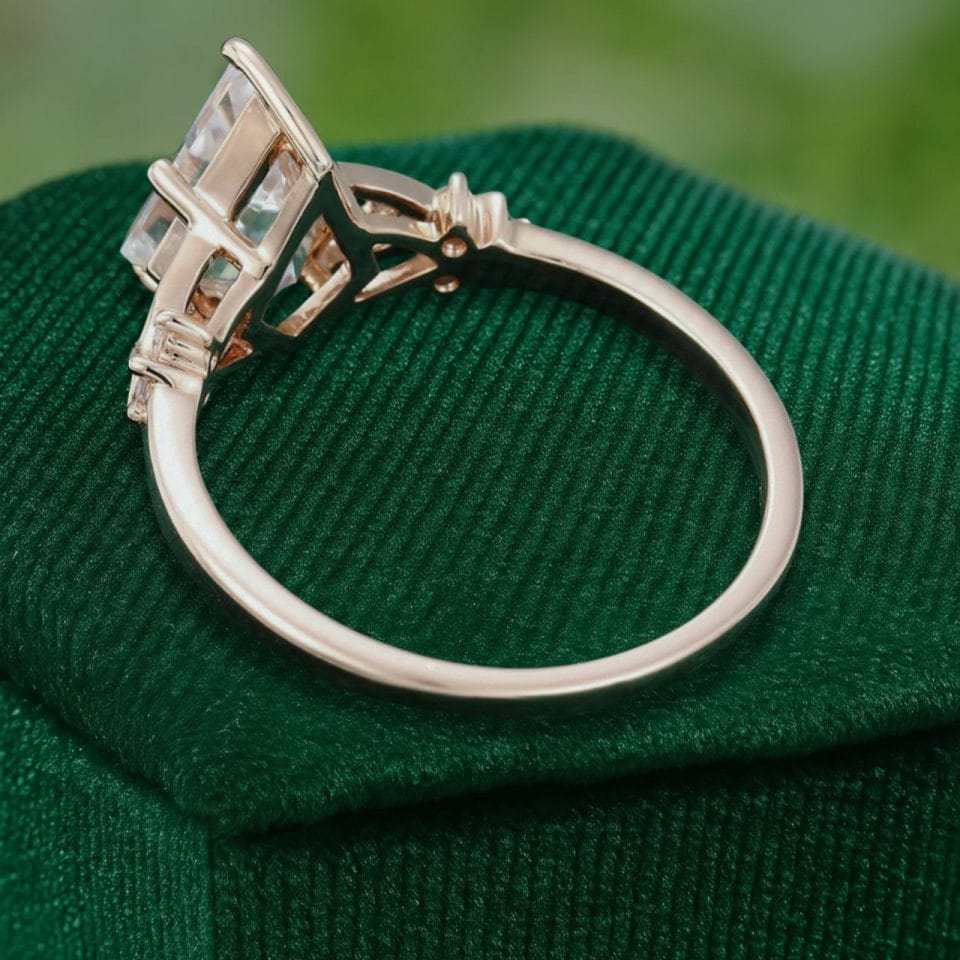 Elegant Kite Cut Moissanite Bridal Ring with Twisting Diamond Accents (6)