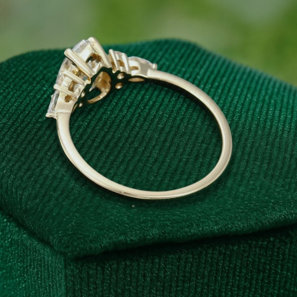 Elegant Pear Cut Moissanite Ring with Dazzling Side Accents (5)