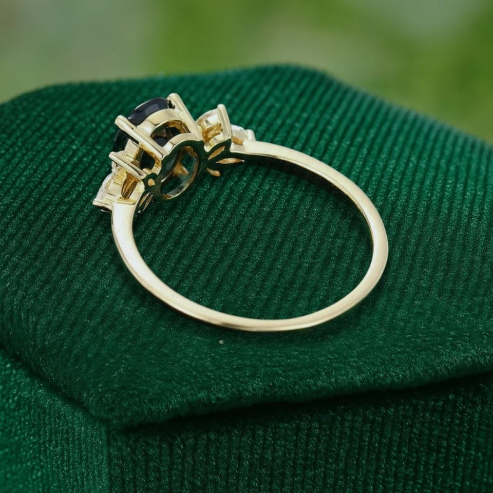 Green Blue Sapphire Engagement Ring in Oval Cut Design (5)