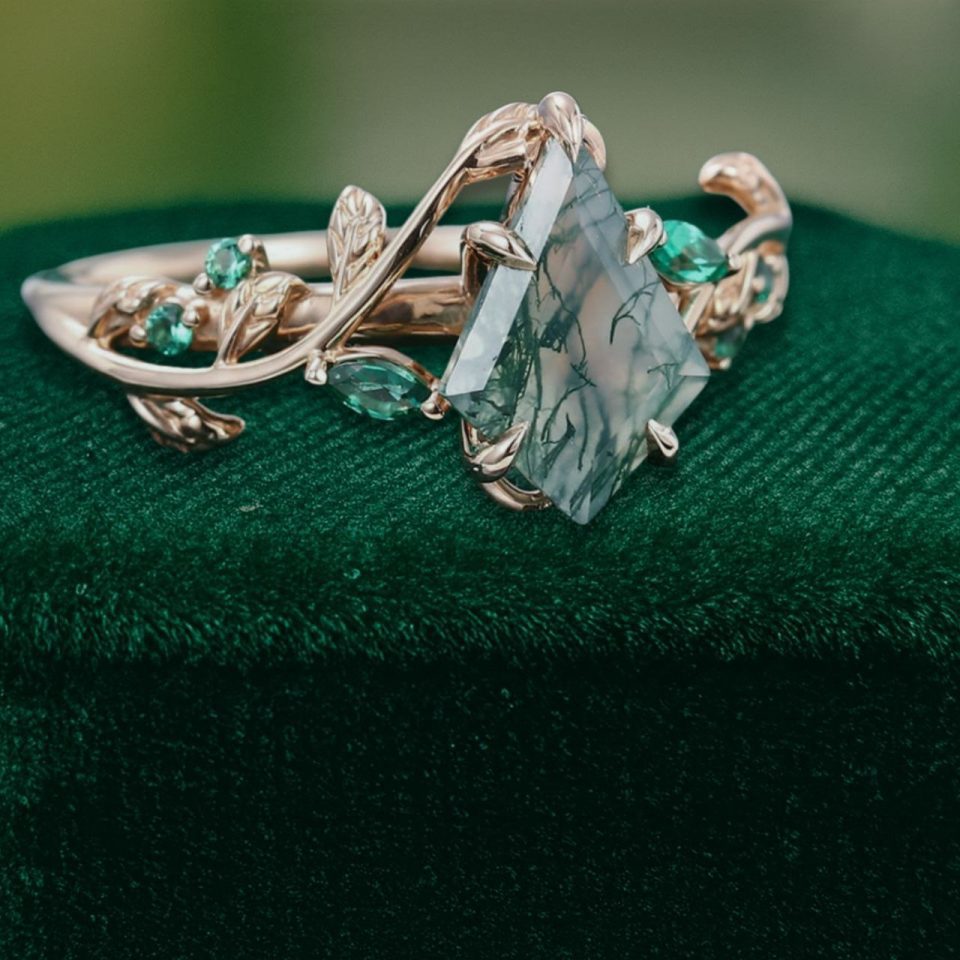 LeafLace Kite Cut Moss Agate Promise Ring with Emerald Accents (6)