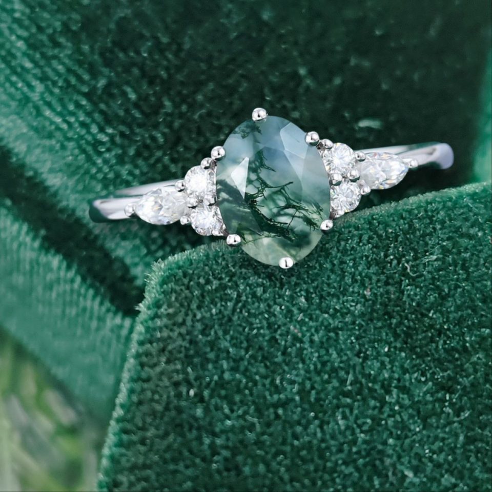 Oval Cut Moss Agate Promise Ring for Women with Elegant Side Stones (4)