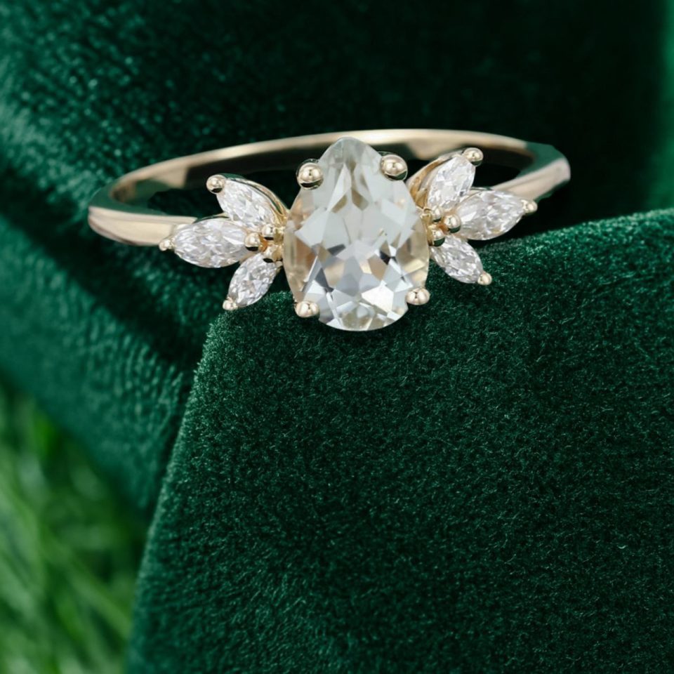 Pear Shaped Green Amethyst Engagement Ring in Yellow Gold (1)