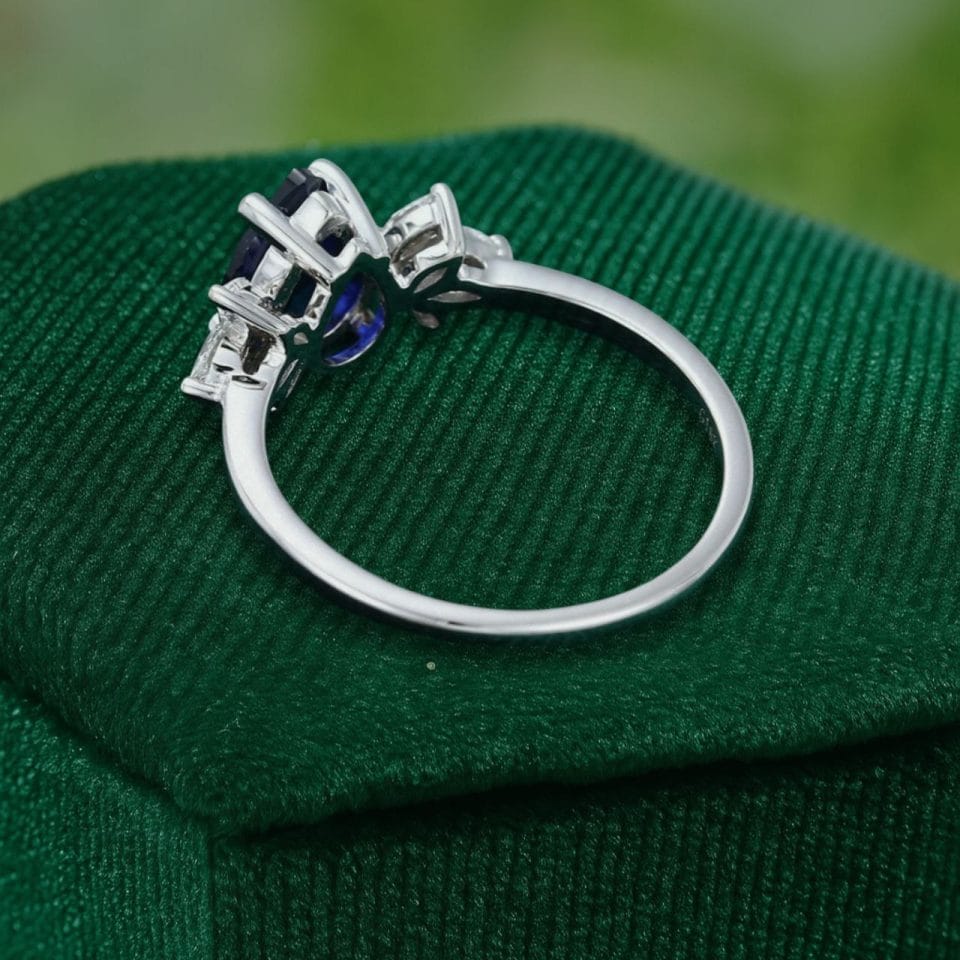 Sophisticated Pear Shaped Lab Sapphire Ring – White Gold Elegance (4)