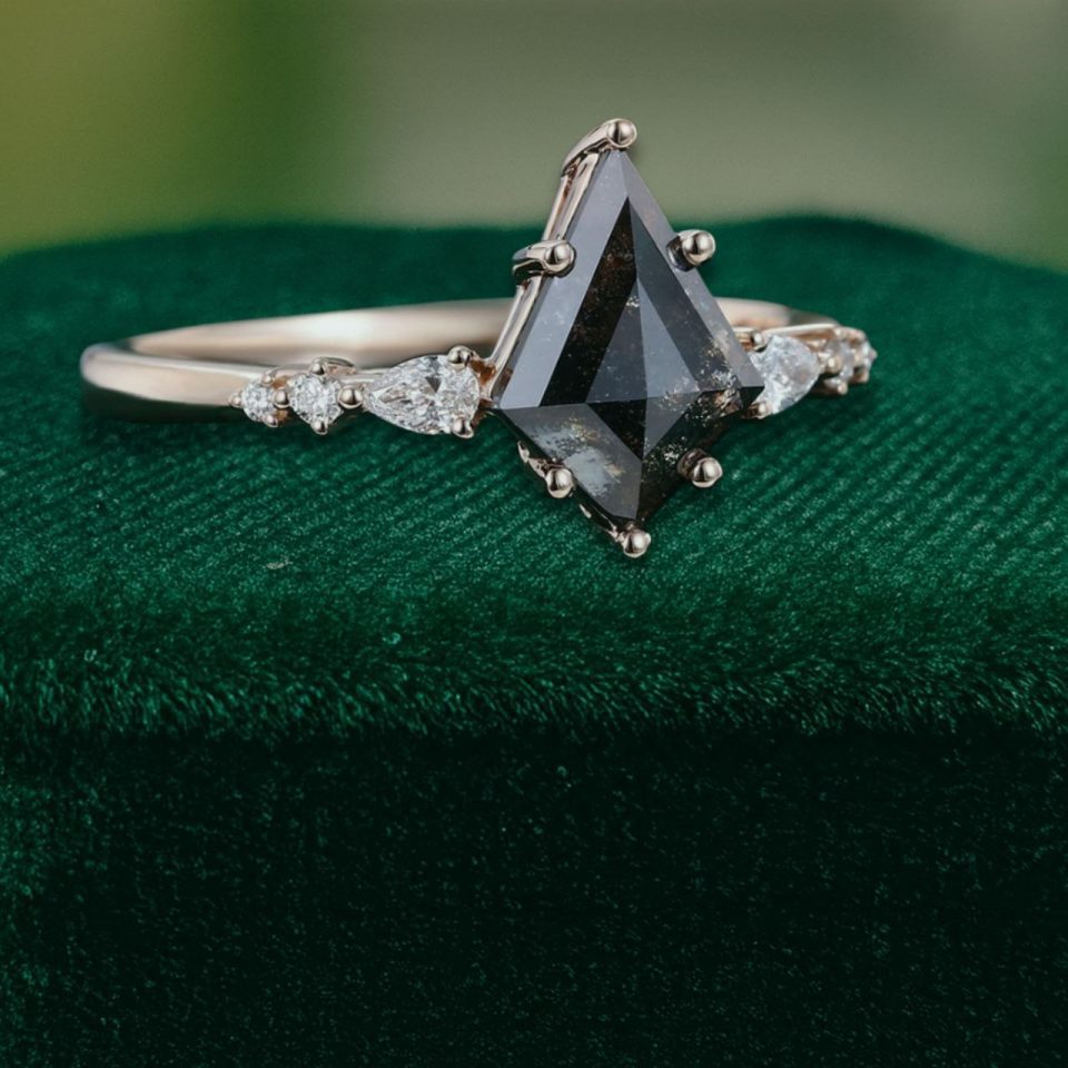 Vintage Kite Cut Salt & Pepper Diamond Engagement Ring for Her (3)
