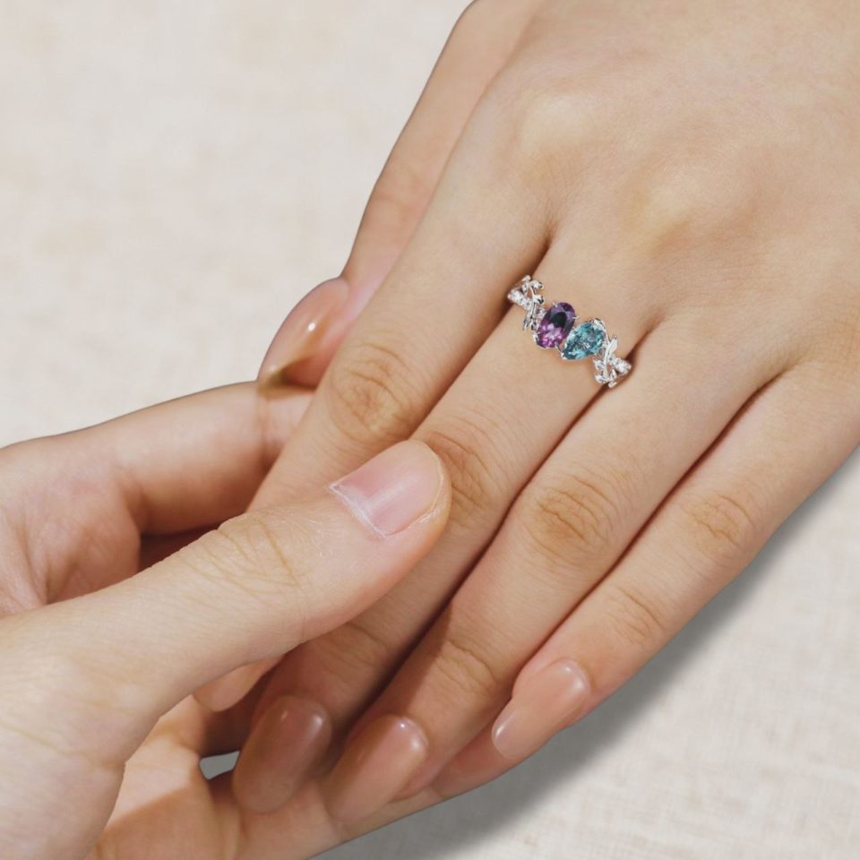 London Blue Topaz and Amethyst Vine-Wrapped Two-Stone Engagement Ring (4)