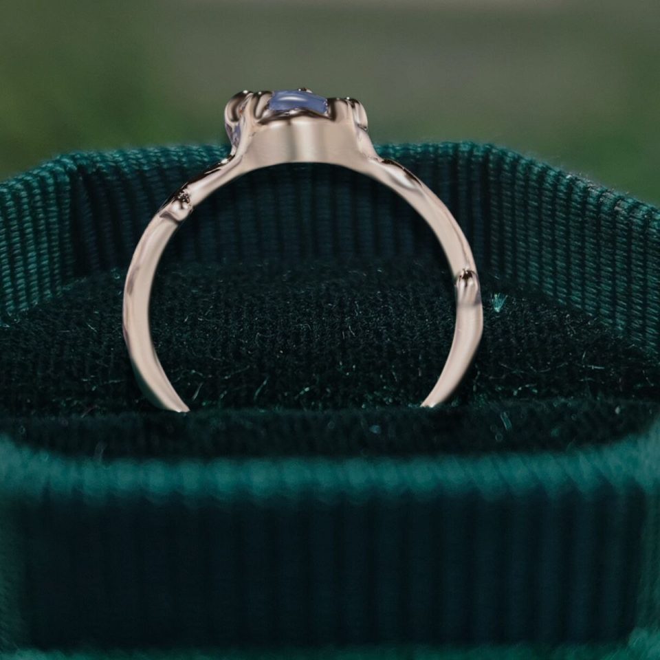 Nature-Inspired Lavender Sapphire Twig Solitaire Ring in Unik Form Design (3)