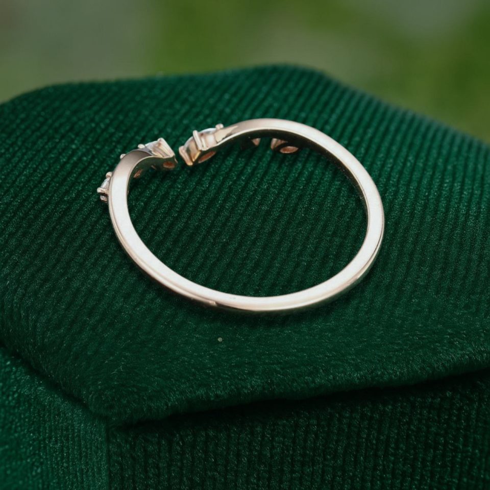 Curved Open Wedding Band with Alternating Marquise & Round Cut Moissanite (5)