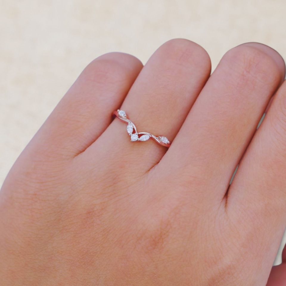 Marquise & Round Cut Moissanite Seagull Arc Curved Wedding Band (1)