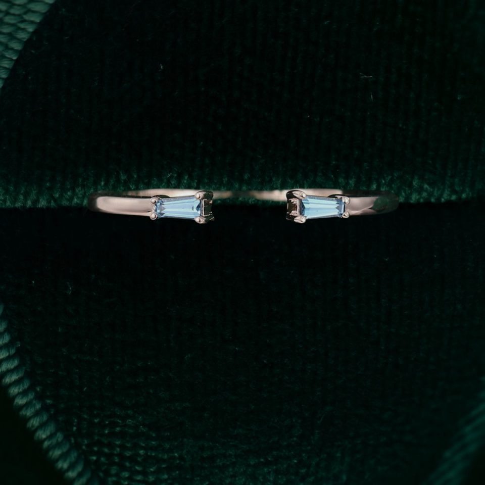 Rose Gold Open Wedding Band with Tapered Baguette-Cut London Blue Topaz (4)