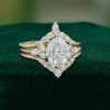 3-Piece Oval-Cut Moissanite Engagement Ring Set (4)