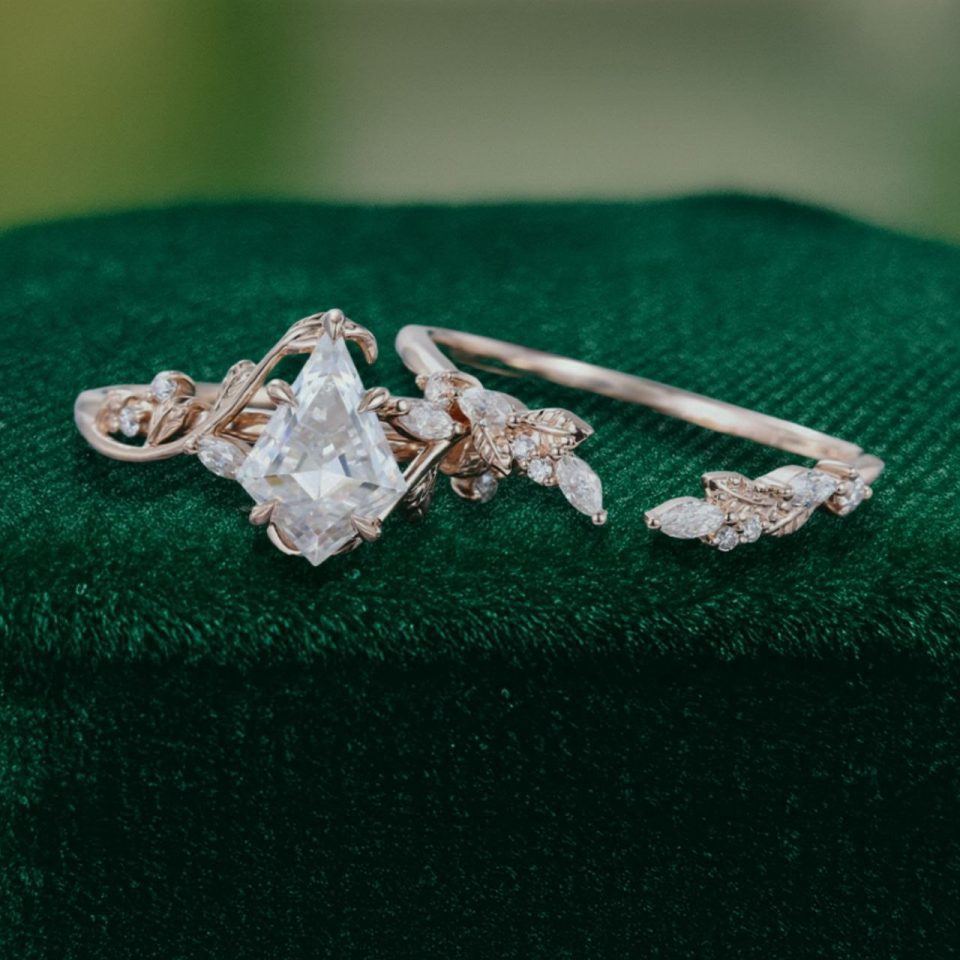 Kite-Cut Moissanite Engagement & Wedding Ring Set – Leaf Design (2)