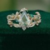 Nature-Inspired Kite-Cut Moss Agate Bridal Ring Set with Leaf Motif (2)