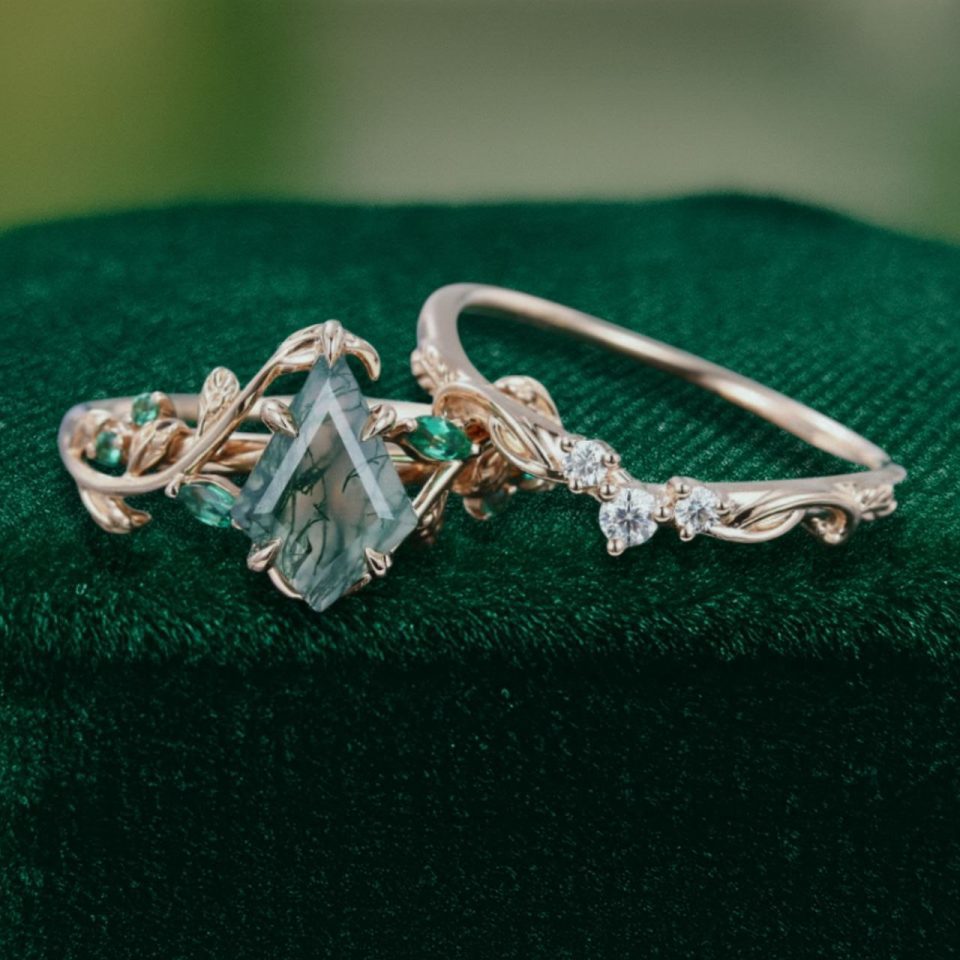 Nature-Inspired Kite-Cut Moss Agate Bridal Ring Set with Leaf Motif (6)