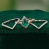 Pear-Shaped Emerald 3PCS Engagement & Wedding Ring Set – Floral Halo (4)