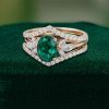 Rose Gold 6×8 mm Oval-Cut Lab Emerald Bridal Ring Set (5)