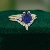 Sapphire And Moissanite Engagement Ring Set (4)