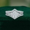 Vintage Oval-Cut Moissanite Double Band Bridal Ring Set (6)
