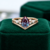 2PCS Pear-Cut Alexandrite Bridal Engagement Ring Set (5)