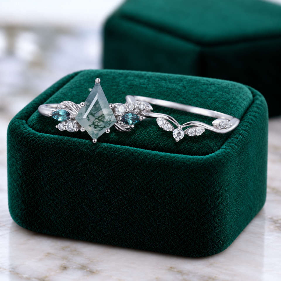 Kite-Cut Moss Agate Engagement & Wedding Ring Set Cluster Design (4)