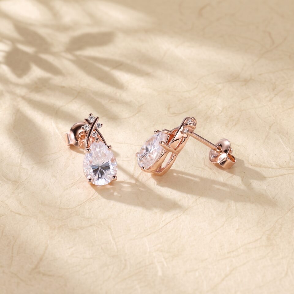 Moissanite Criss Cross Earrings with Pear Cut Gemstones (4)
