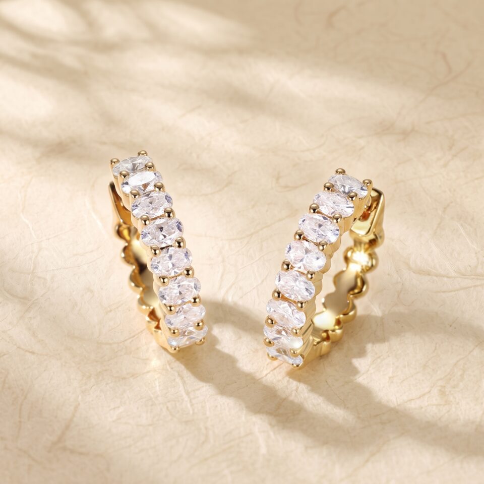 Moissanite Oval Huggie Hoop Earrings with Shared Prong Design (2)