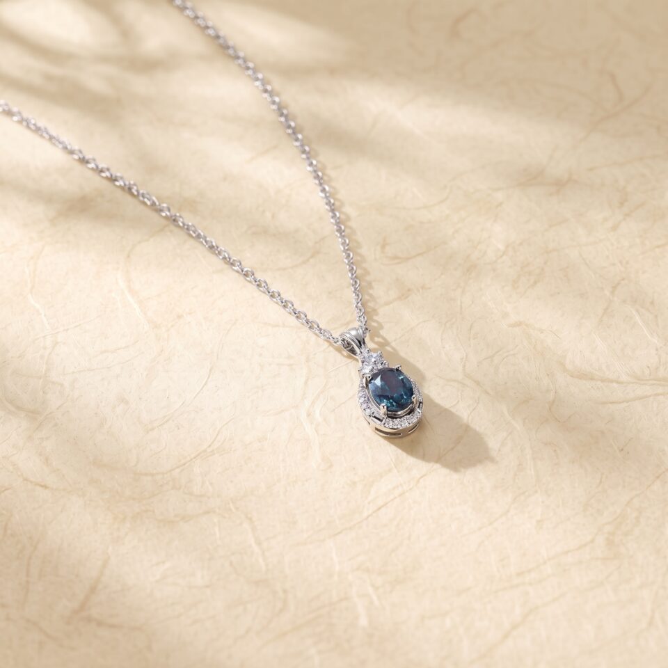 Oval Alexandrite Fine Jewelry Necklace with Tanzanite Accents (1)