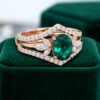 Rose Gold 6×8 mm Oval-Cut Lab Emerald Bridal Ring Set (4)